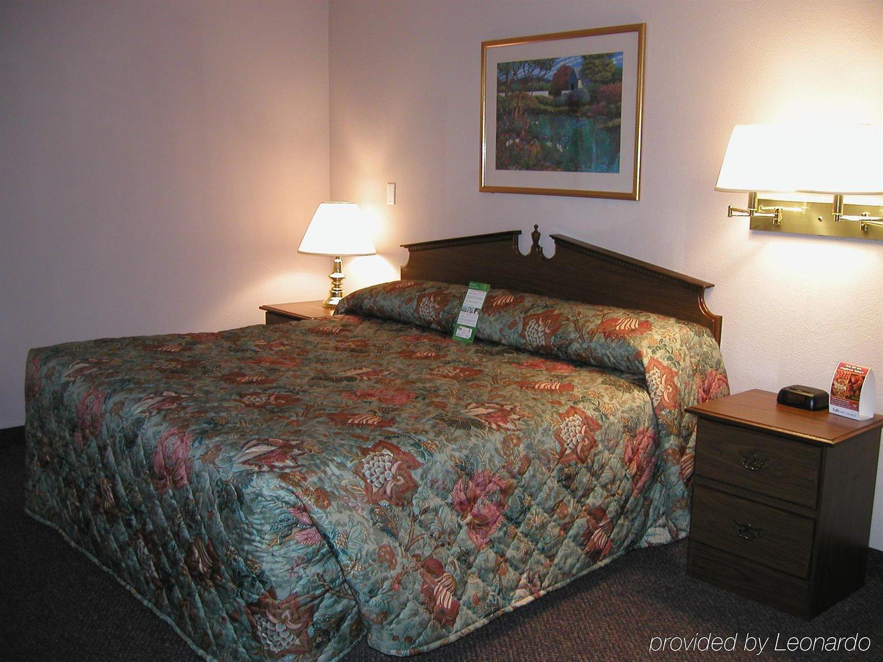 Intown Suites Extended Stay Chesapeake Va - I-64 Crossways Blvd Exteriör bild