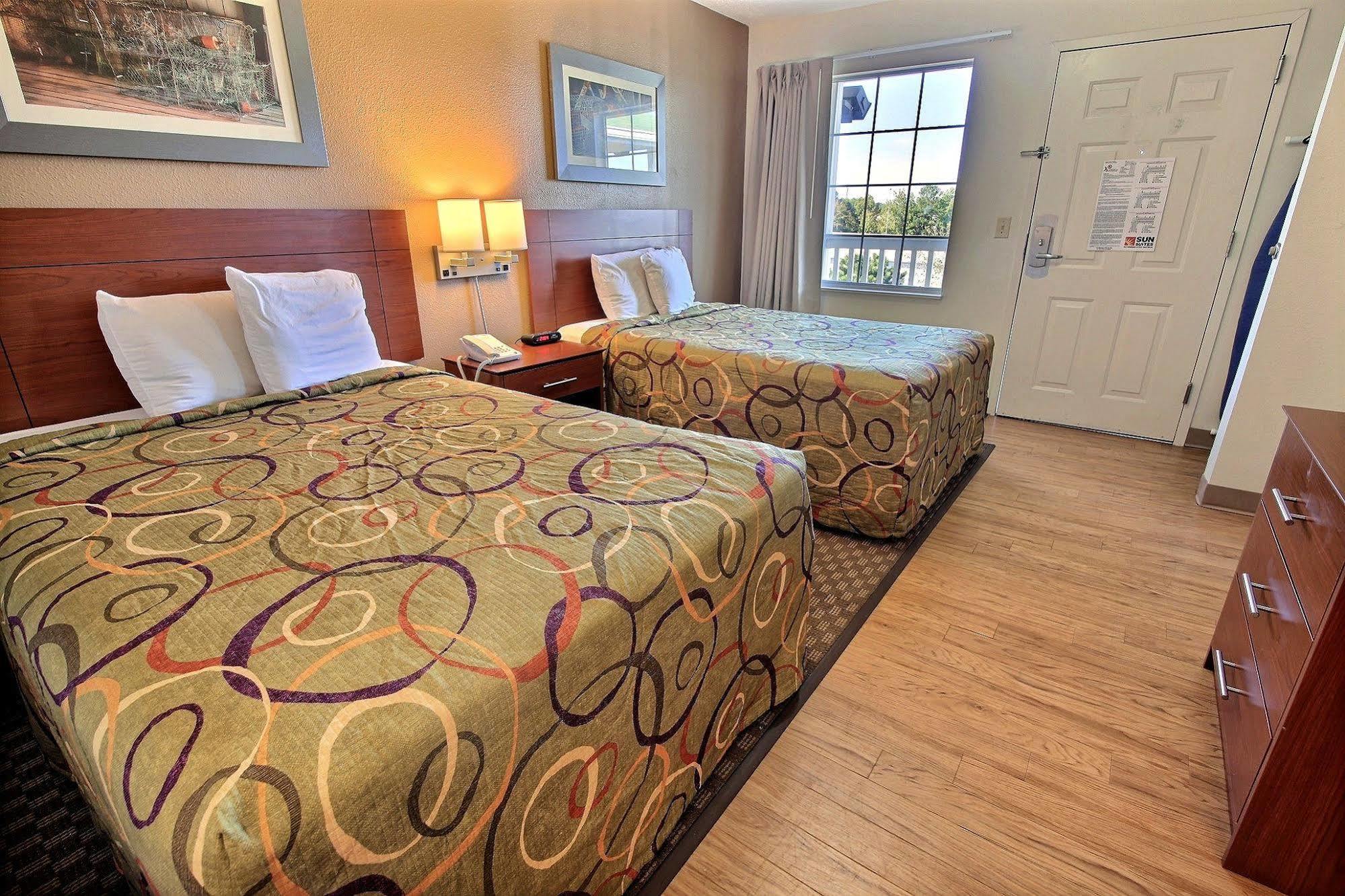 Intown Suites Extended Stay Chesapeake Va - I-64 Crossways Blvd Exteriör bild